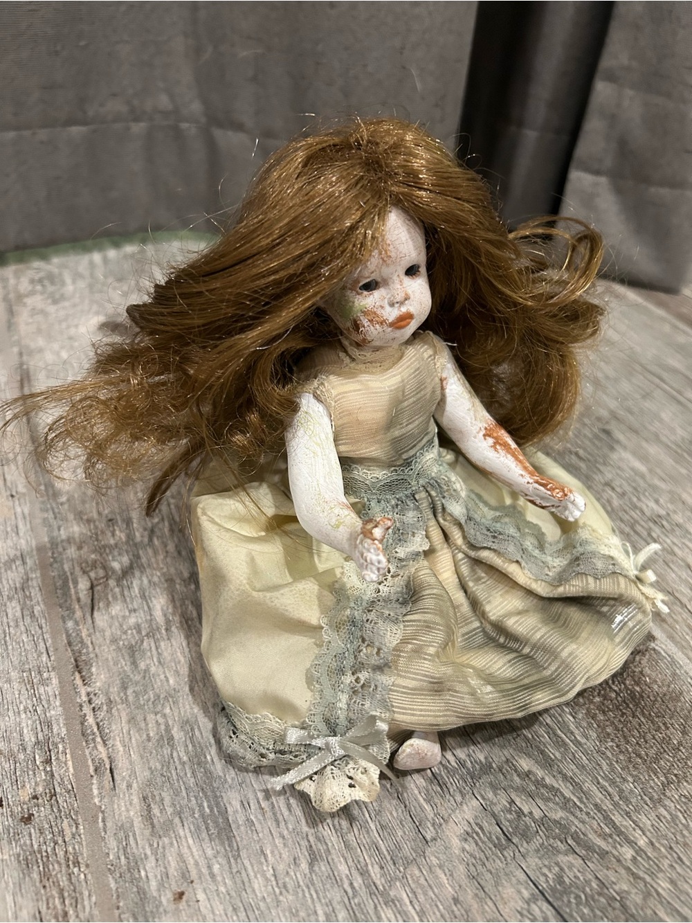 Halloween creepy scary hand painted gothic doll. - Picture 3 of 12